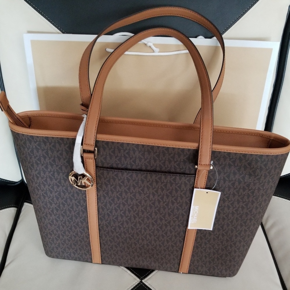 LARGE MICHAEL KORS TOTE